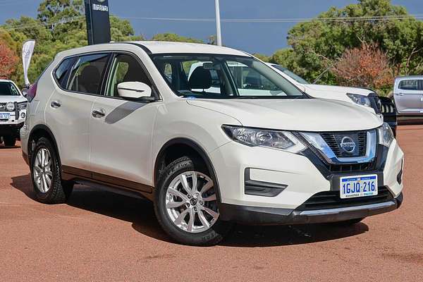 2017 Nissan X-TRAIL ST T32