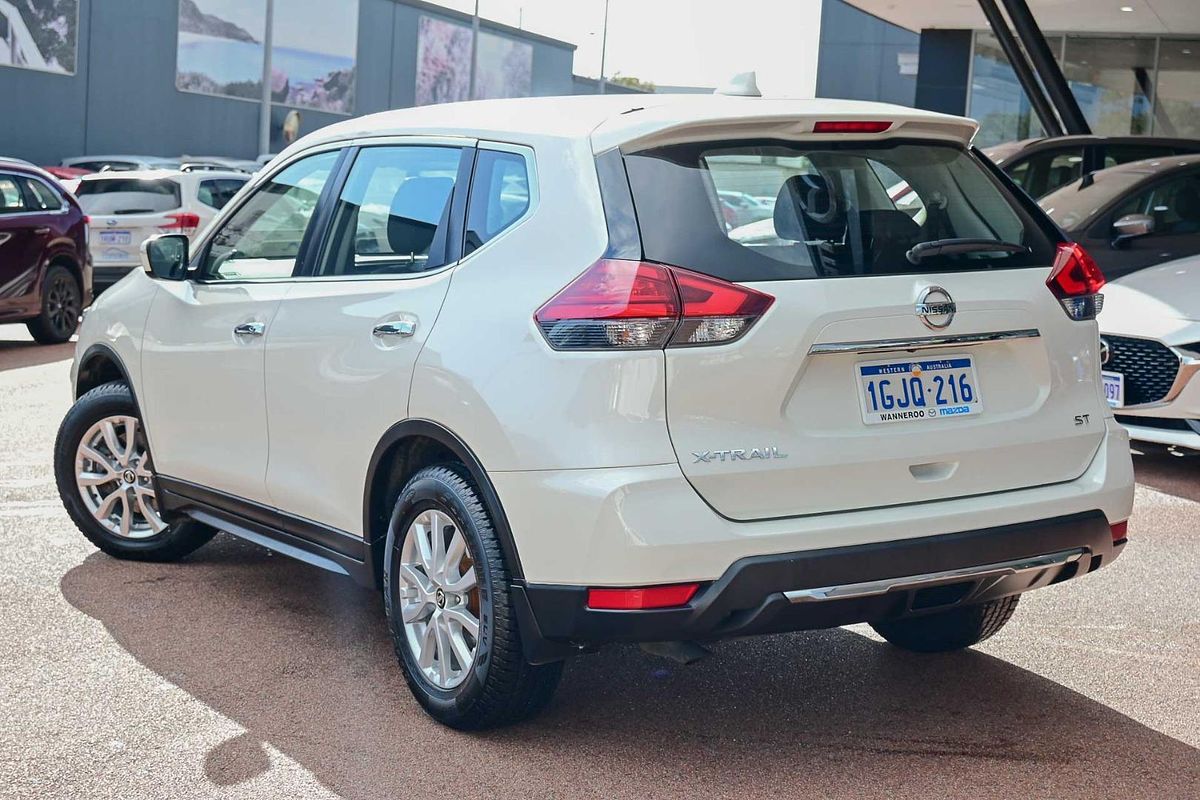 2017 Nissan X-TRAIL ST T32