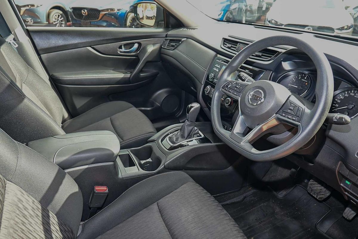 2017 Nissan X-TRAIL ST T32