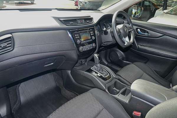 2017 Nissan X-TRAIL ST T32