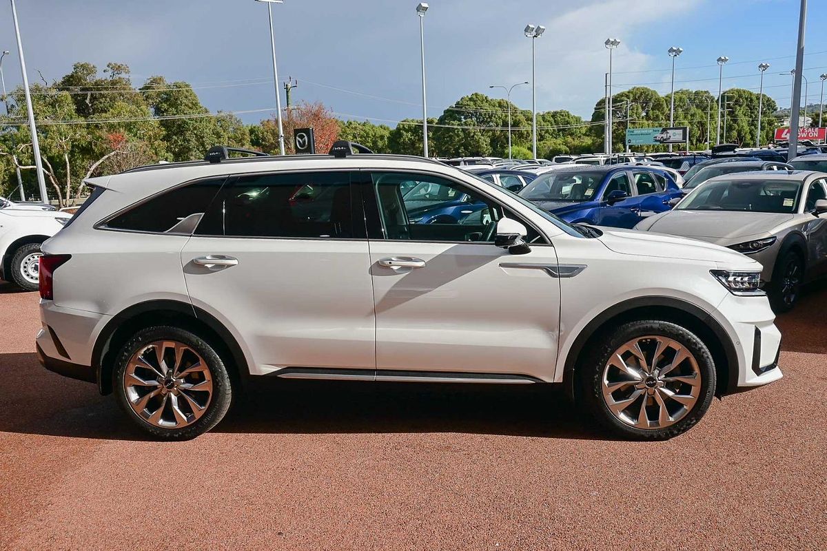 2023 Kia Sorento GT-Line MQ4