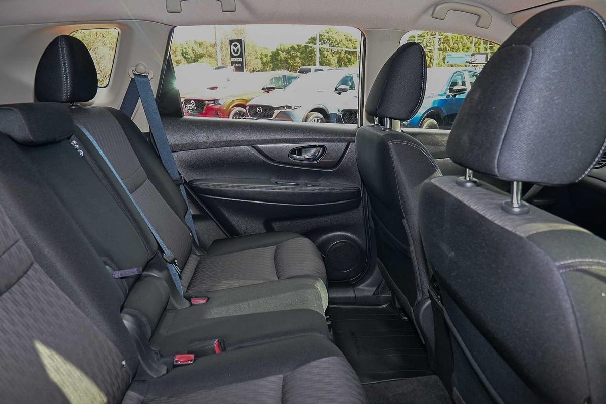 2017 Nissan X-TRAIL ST T32