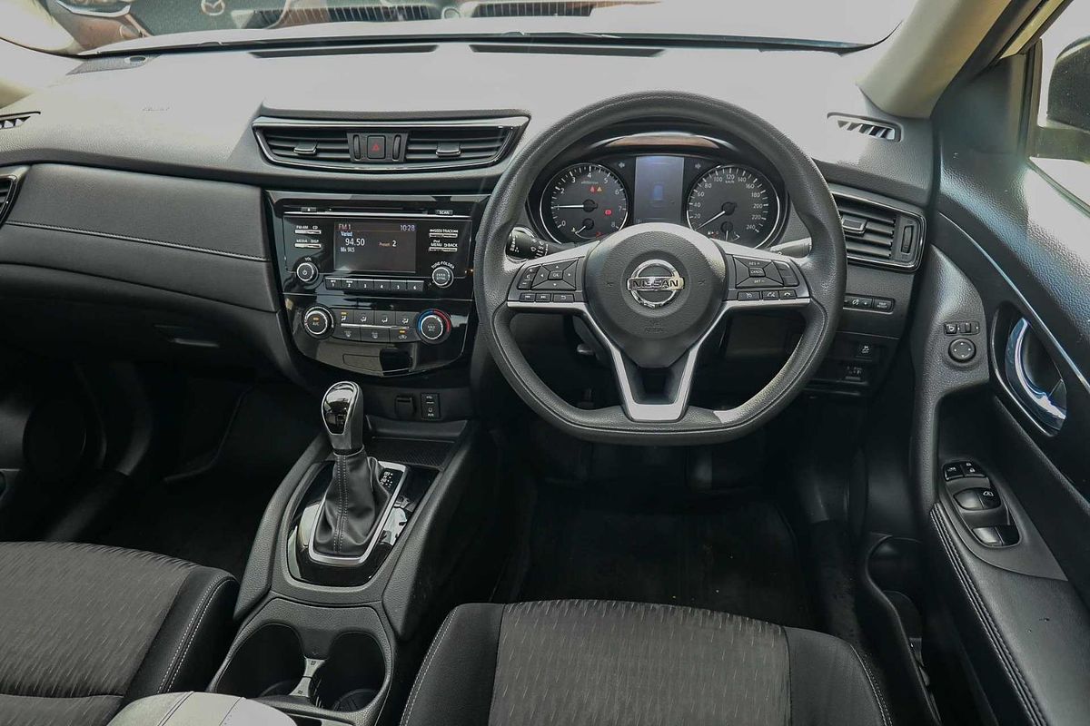 2017 Nissan X-TRAIL ST T32