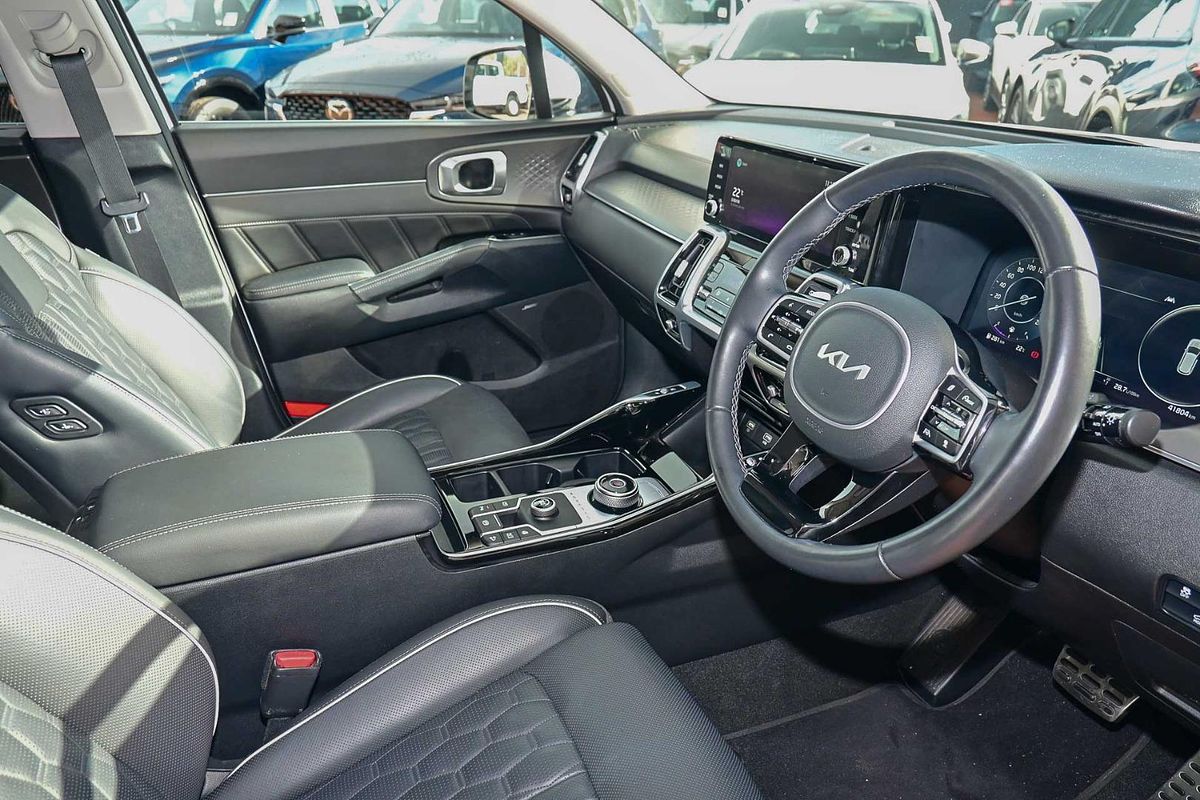 2023 Kia Sorento GT-Line MQ4