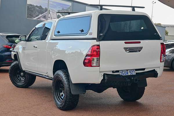 2015 Toyota Hilux SR5 GUN126R 4X4