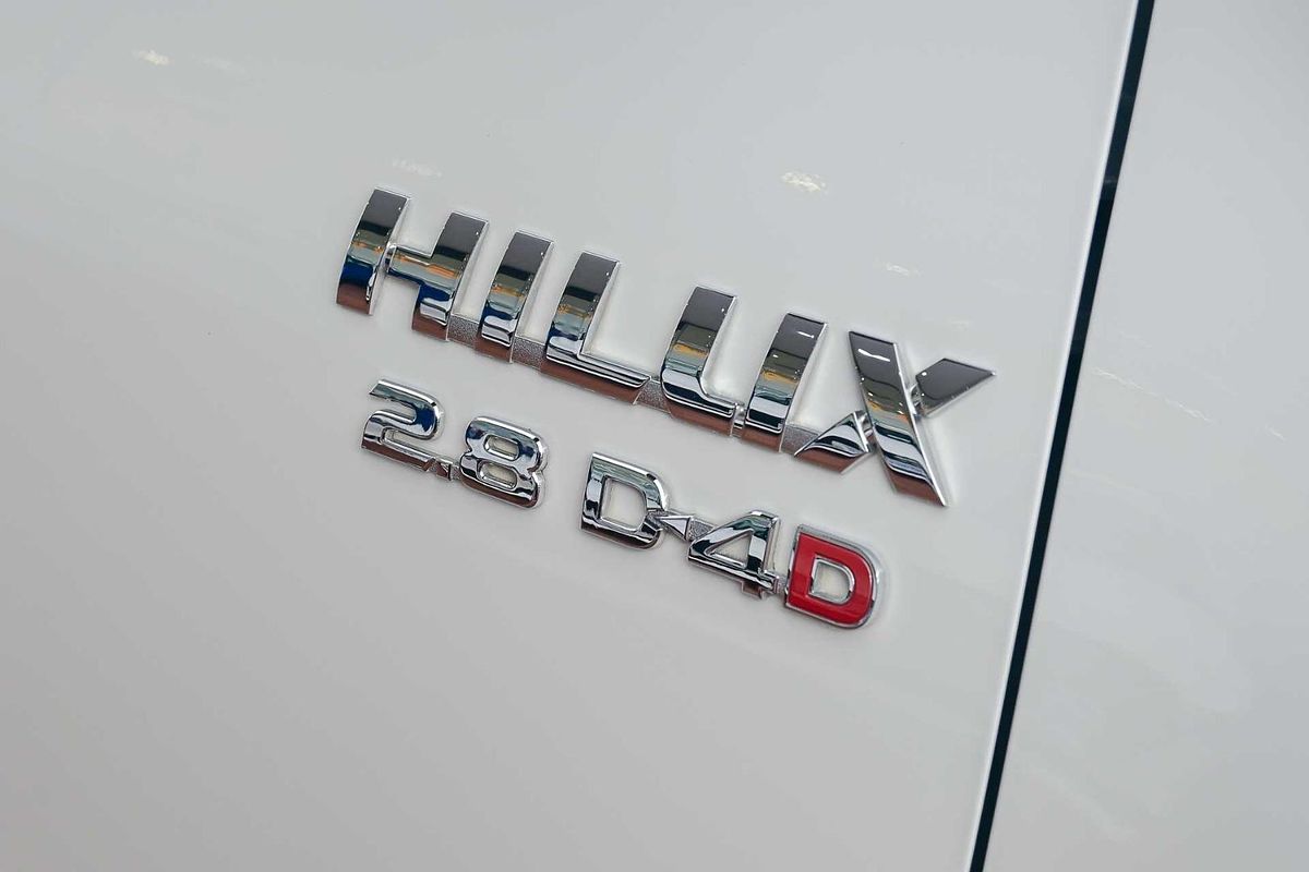 2015 Toyota Hilux SR5 GUN126R 4X4