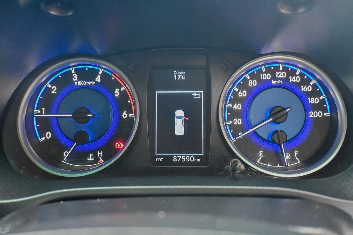 2015 Toyota Hilux SR5 GUN126R 4X4