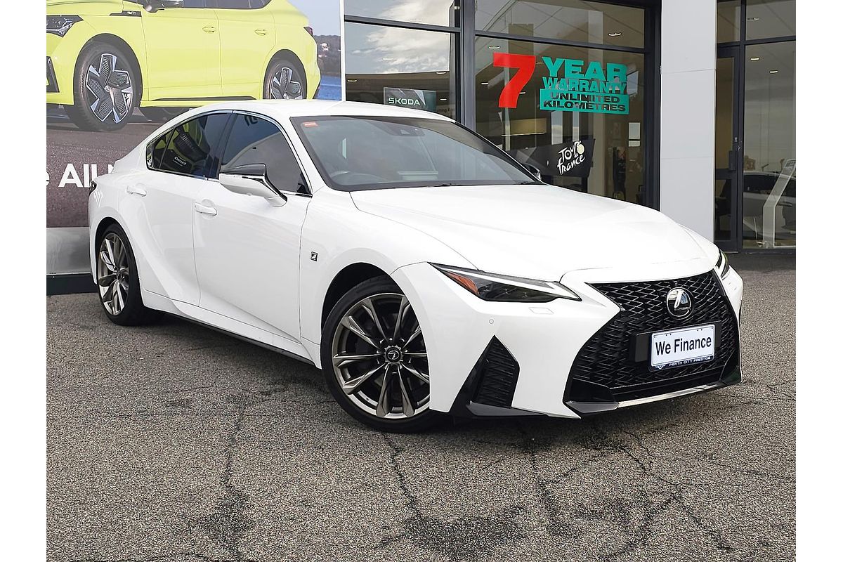 2020 Lexus IS IS300h F Sport AVE30R