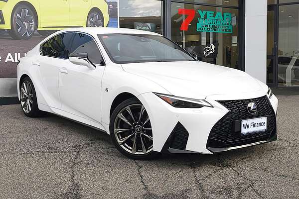 2020 Lexus IS IS300h F Sport AVE30R