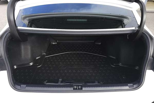 2020 Lexus IS IS300h F Sport AVE30R