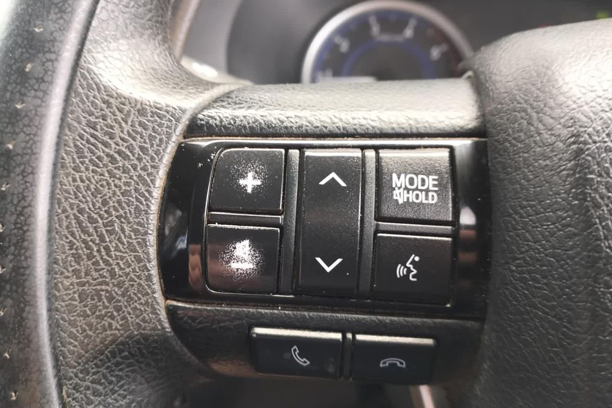 2017 Toyota Hilux SR GUN126R 4X4