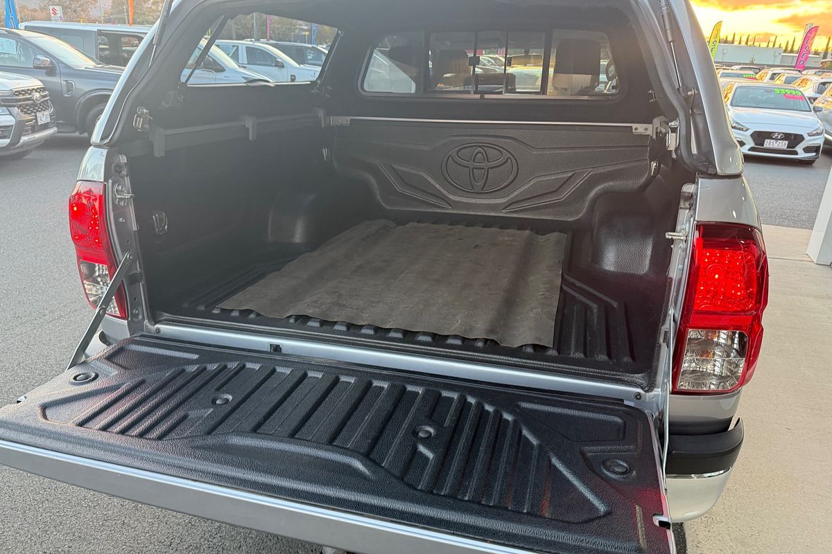 2017 Toyota Hilux SR5 GUN126R 4X4