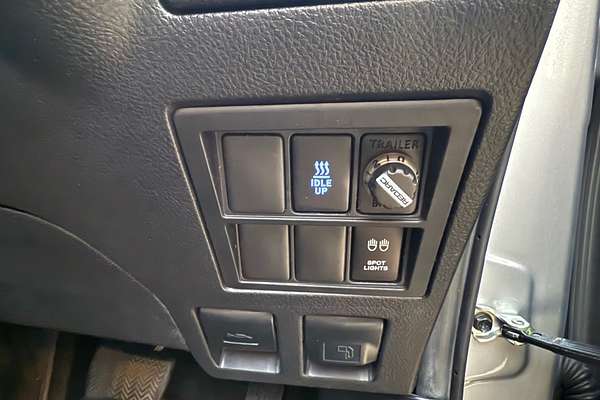 2017 Toyota Hilux SR5 GUN126R 4X4