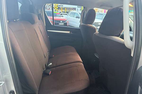 2017 Toyota Hilux SR5 GUN126R 4X4