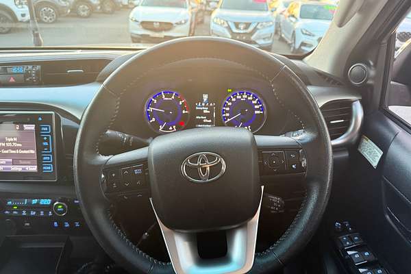 2017 Toyota Hilux SR5 GUN126R 4X4