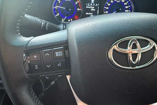 2017 Toyota Hilux SR5 GUN126R 4X4