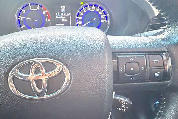 2017 Toyota Hilux SR5 GUN126R 4X4