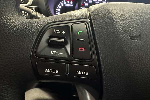 2016 Kia Rio S UB