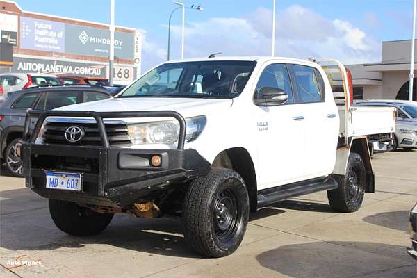 2016 Toyota HILUX SR (4x4) GUN126R 4X4