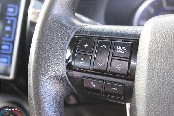 2016 Toyota HILUX SR (4x4) GUN126R 4X4