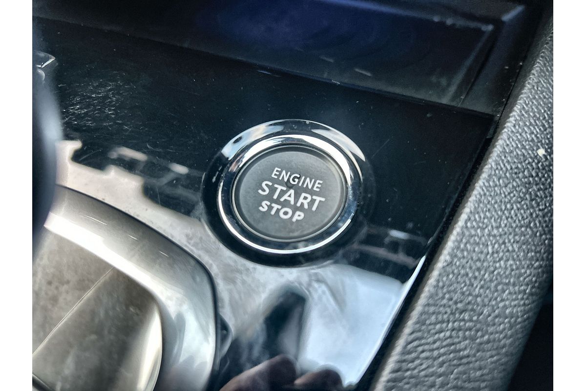 2022 Peugeot 5008 GT Sport P87