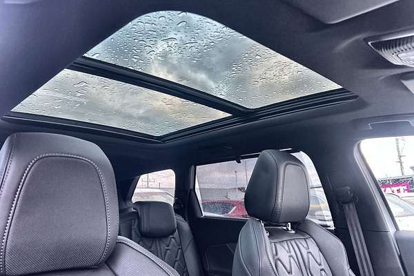2022 Peugeot 5008 GT Sport P87