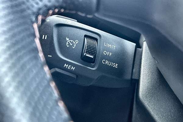 2022 Peugeot 5008 GT Sport P87