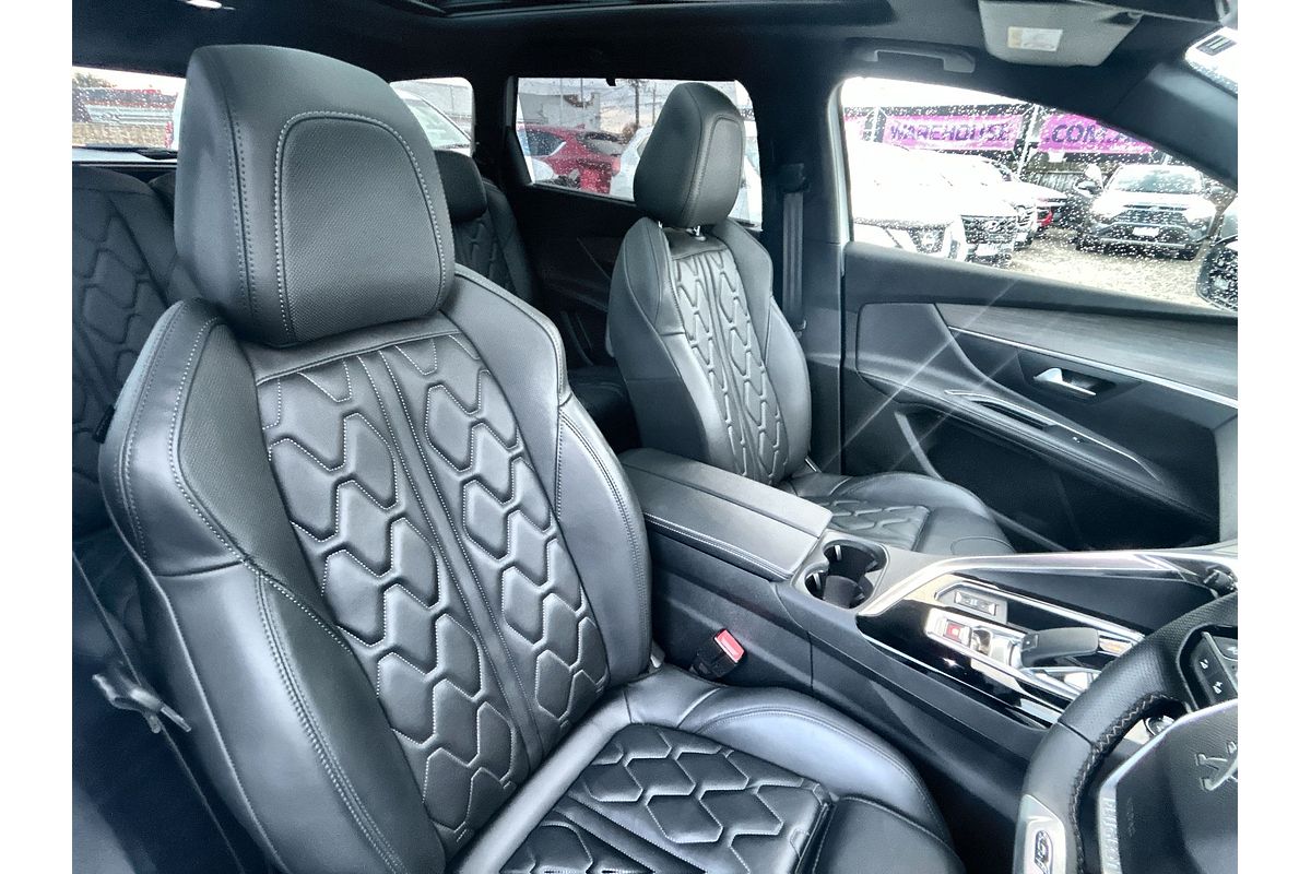 2022 Peugeot 5008 GT Sport P87