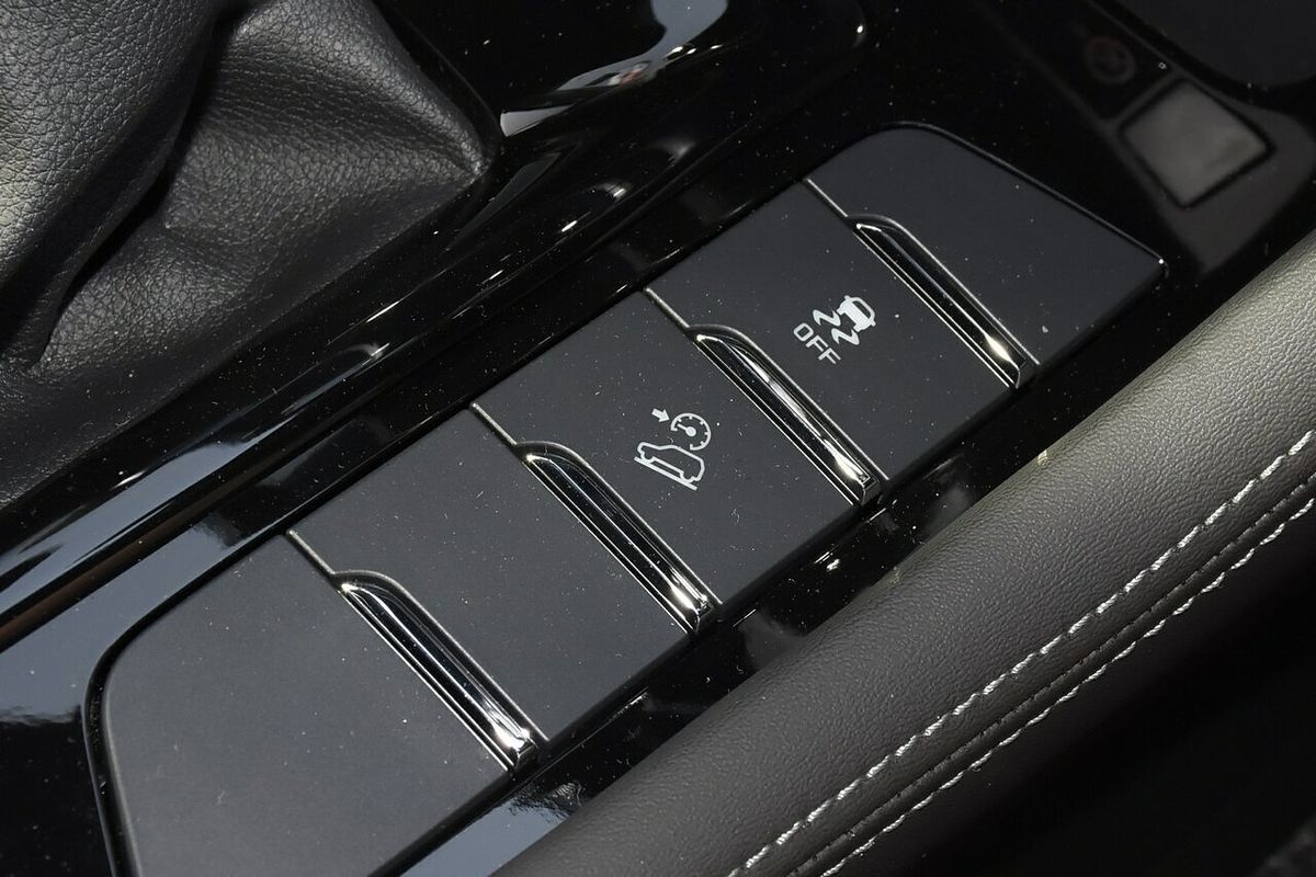 2025 Isuzu MU-X LS-U