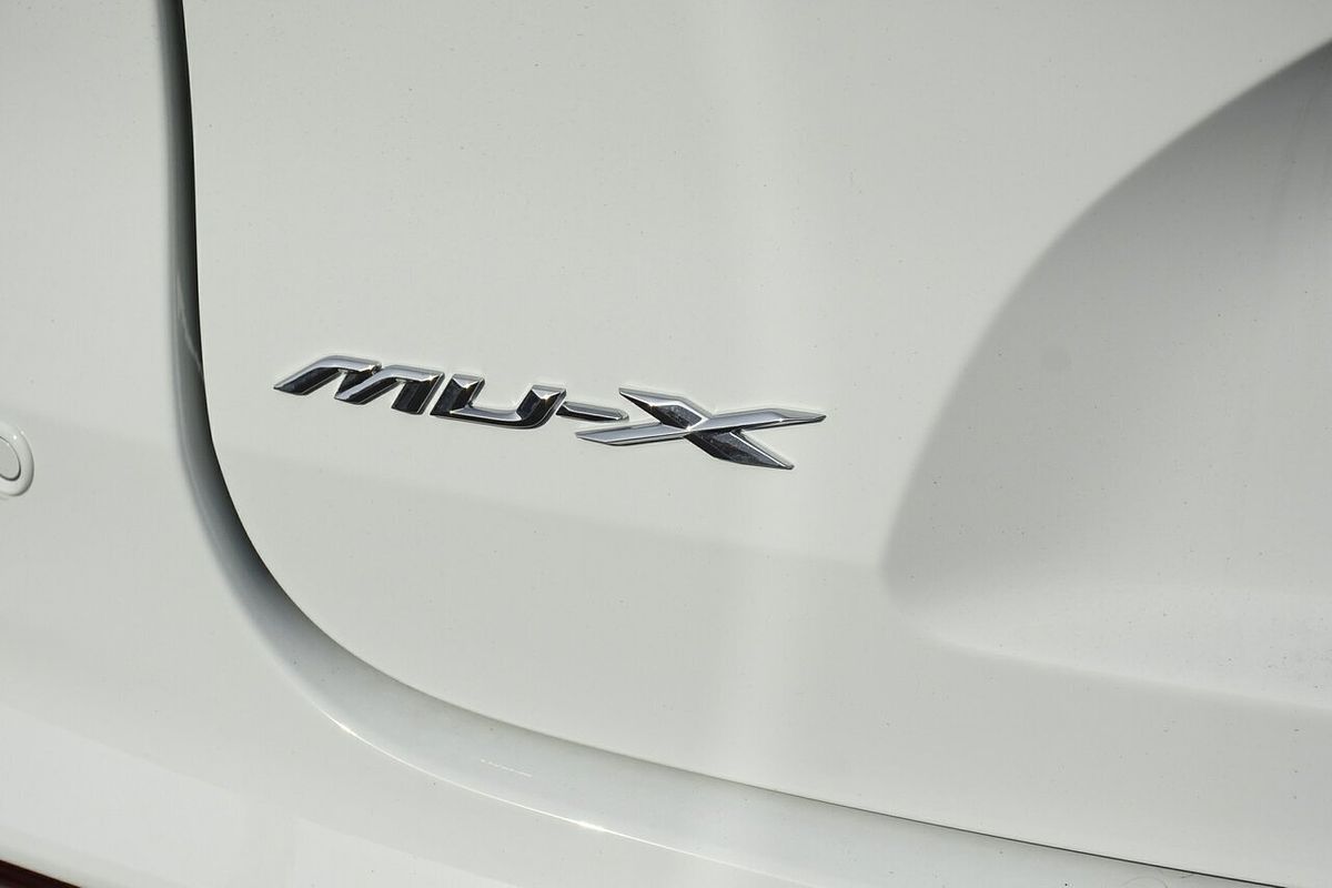 2025 Isuzu MU-X LS-U
