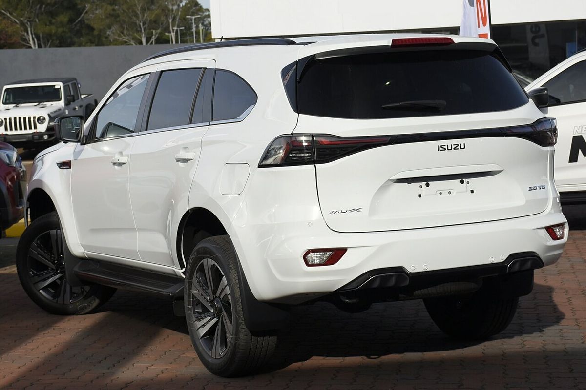 2025 Isuzu MU-X LS-T