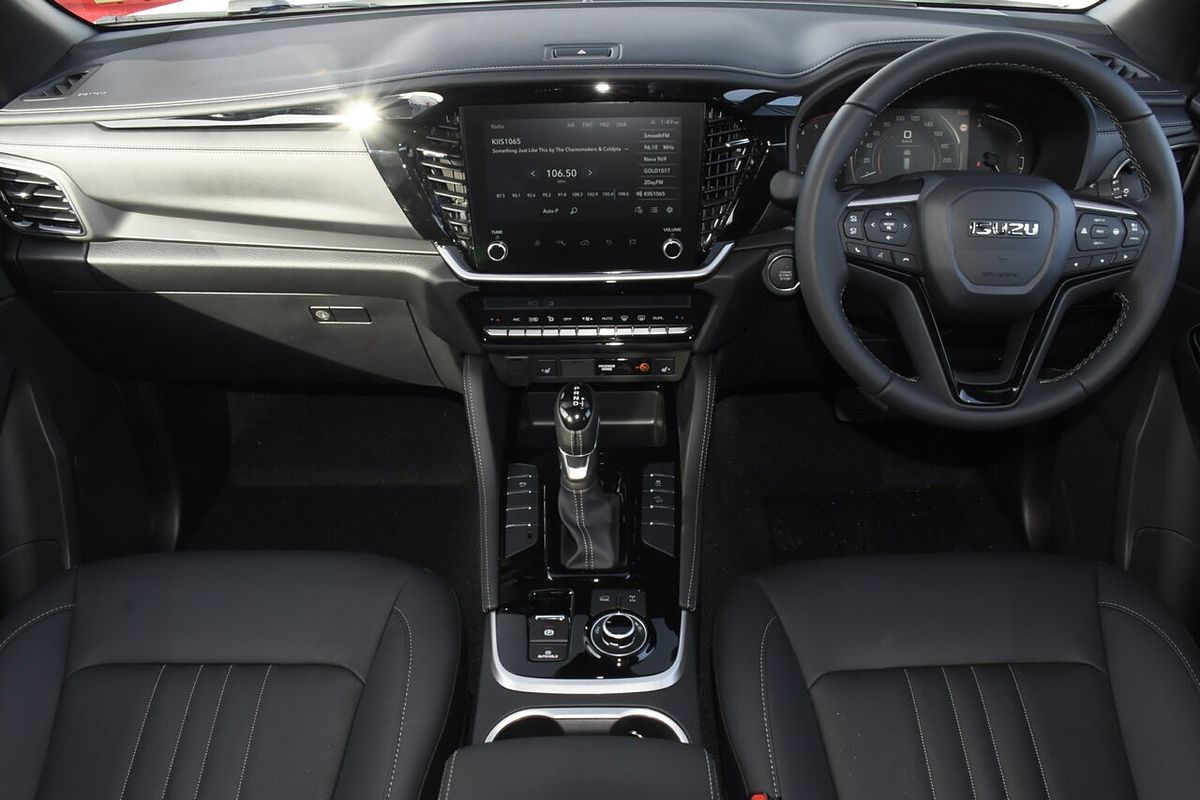 2025 Isuzu MU-X LS-T