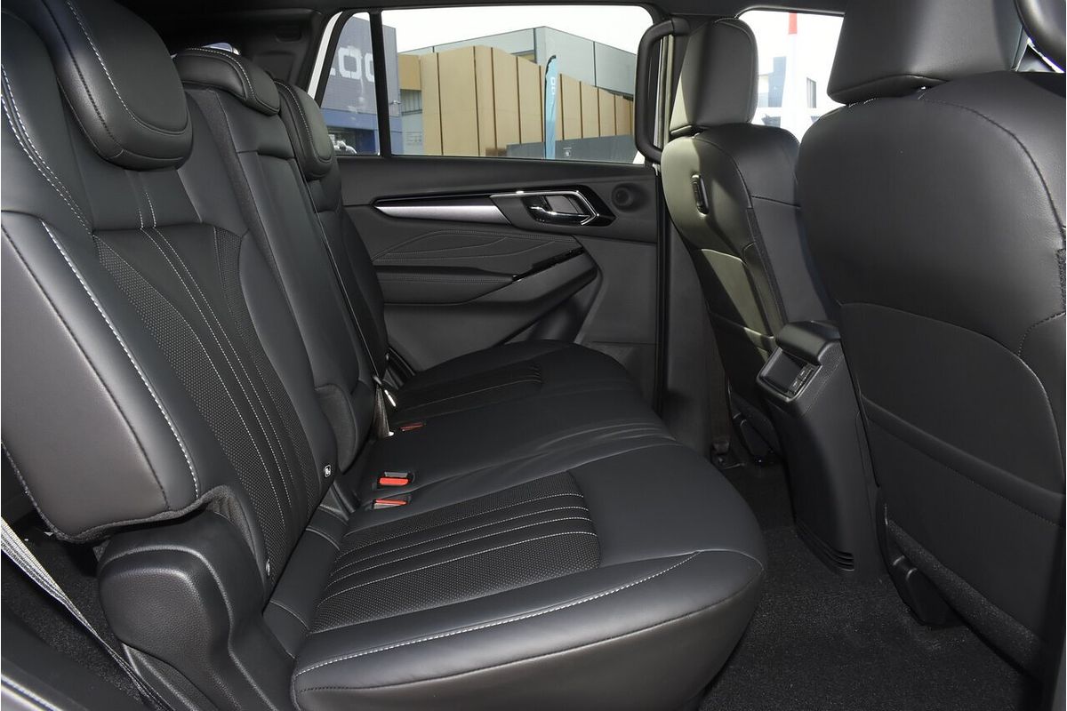 2025 Isuzu MU-X LS-T