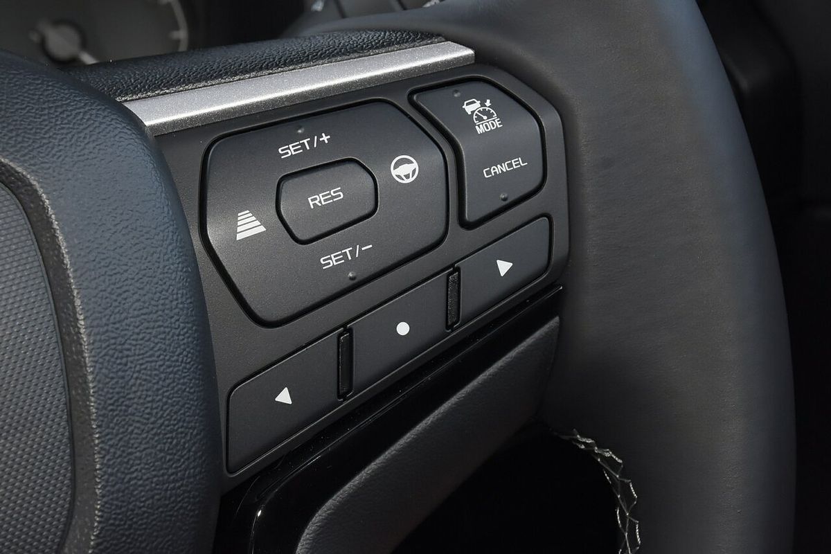 2025 Isuzu MU-X LS-T