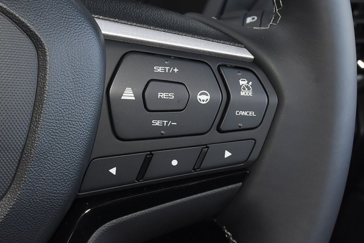 2025 Isuzu MU-X LS-T