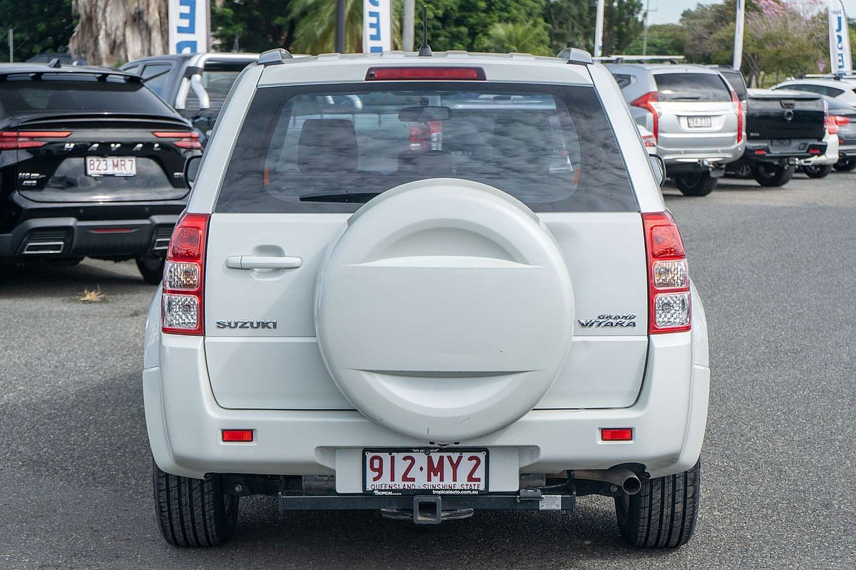2014 Suzuki Grand Vitara Navigator JB