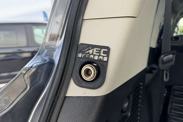 2022 Nissan Patrol Ti-L Y62