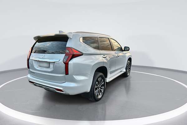 2022 Mitsubishi Pajero Sport GLS QF