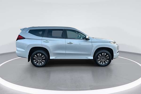 2022 Mitsubishi Pajero Sport GLS QF