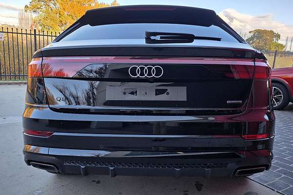2025 Audi Q8 55 TFSI S line F1