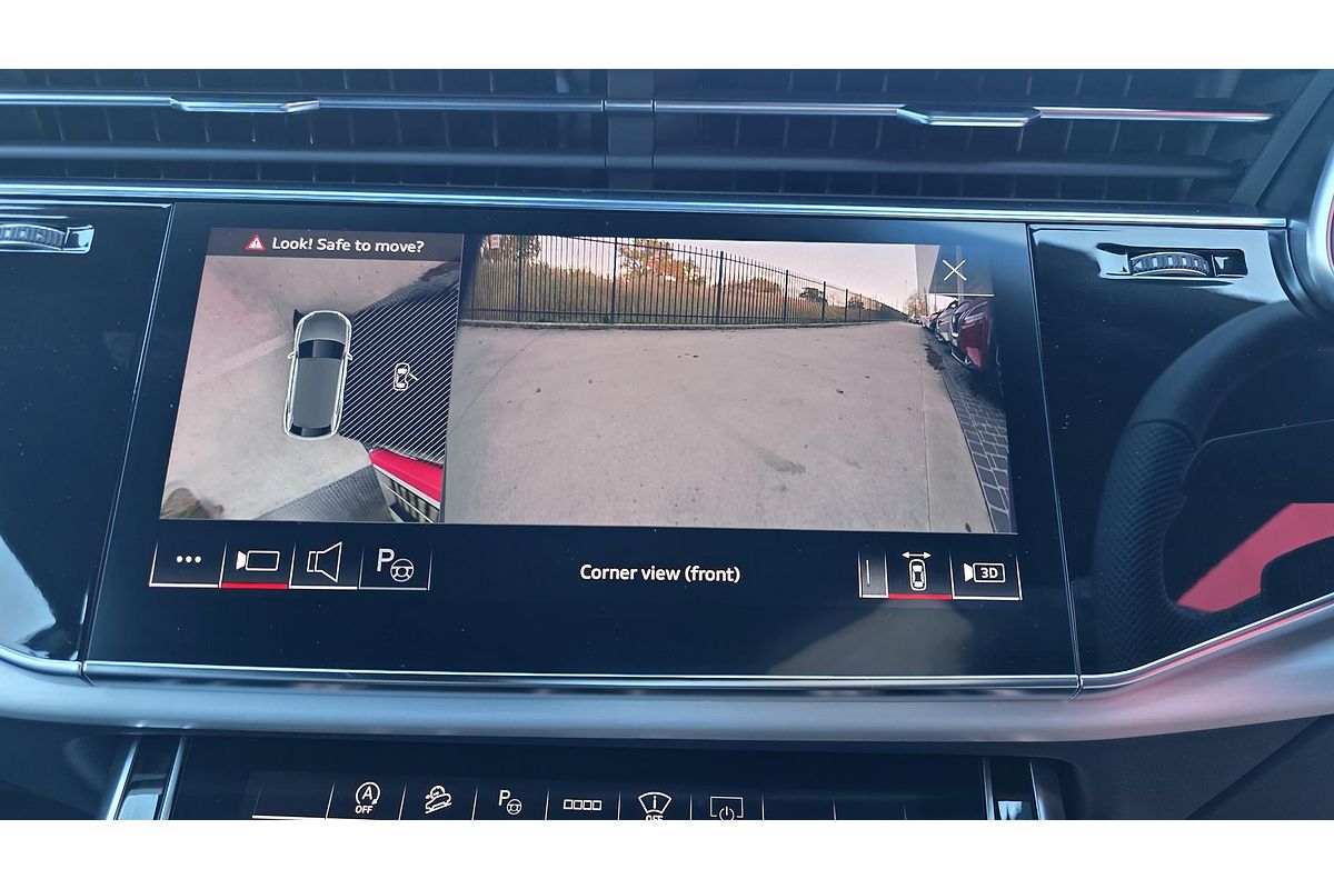 2025 Audi Q8 55 TFSI S line F1