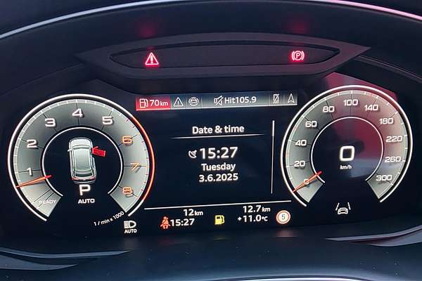 2025 Audi Q8 55 TFSI S line F1