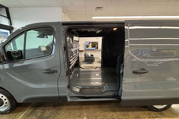 2025 Renault Trafic Premium X82 LWB