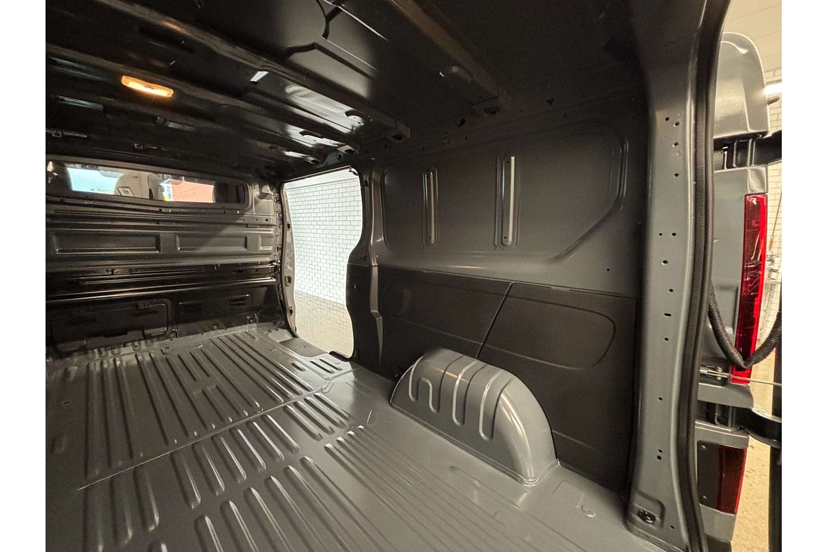 2025 Renault Trafic Premium X82 LWB
