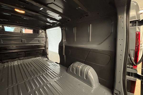 2025 Renault Trafic Premium X82 LWB