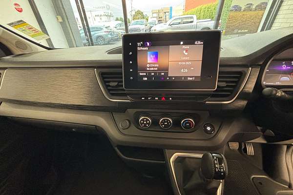 2025 Renault Trafic Premium X82 LWB
