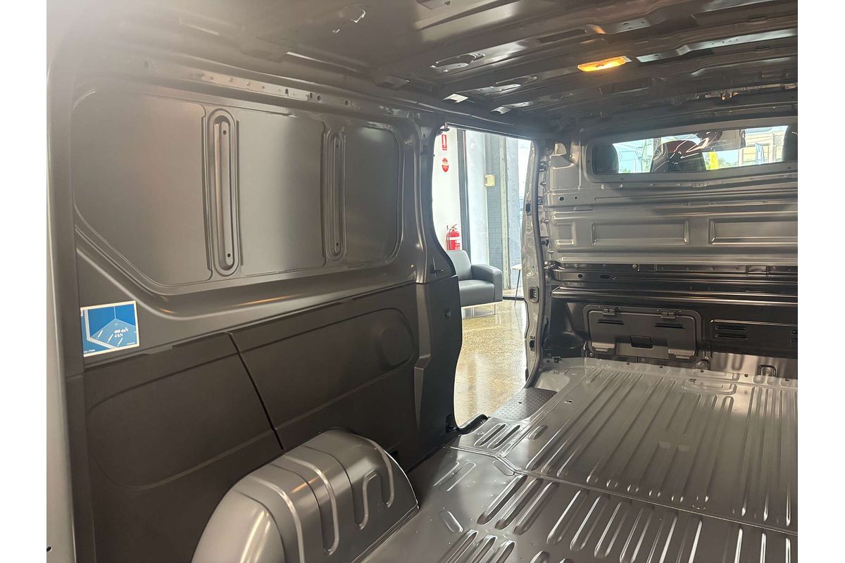 2025 Renault Trafic Premium X82 LWB