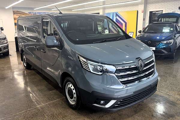 2025 Renault Trafic Premium X82 LWB