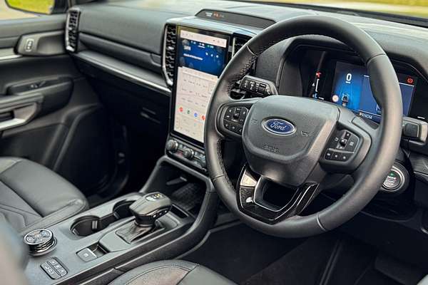 2025 Ford Everest Trend 2.0L