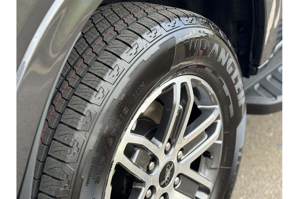 2025 Ford Everest Trend 2.0L